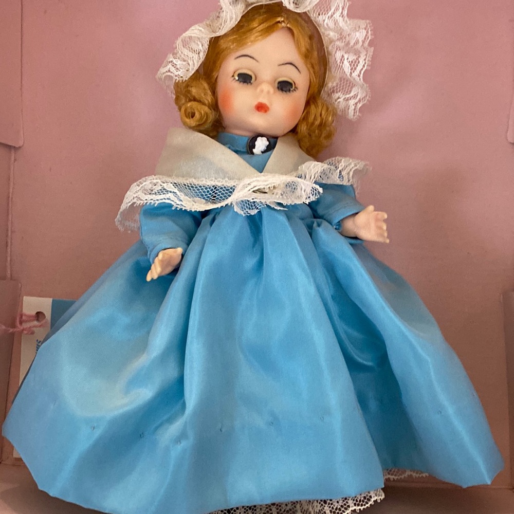 Madame Alexander International Dolls